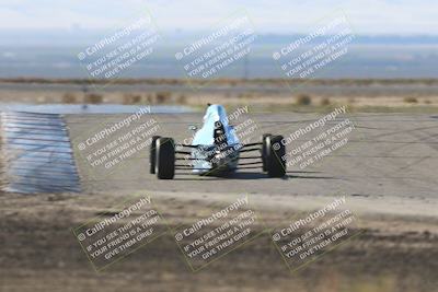 media/Oct-26-2025-CalClub SCCA (Sun) [[8ce1e69566]]/Group 6/Grapevine/